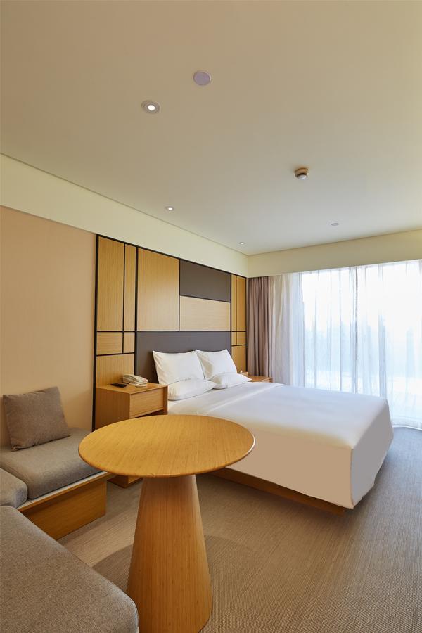 Ji Hotel Shanghai Xujiahui Tianyaoqiao Road Экстерьер фото