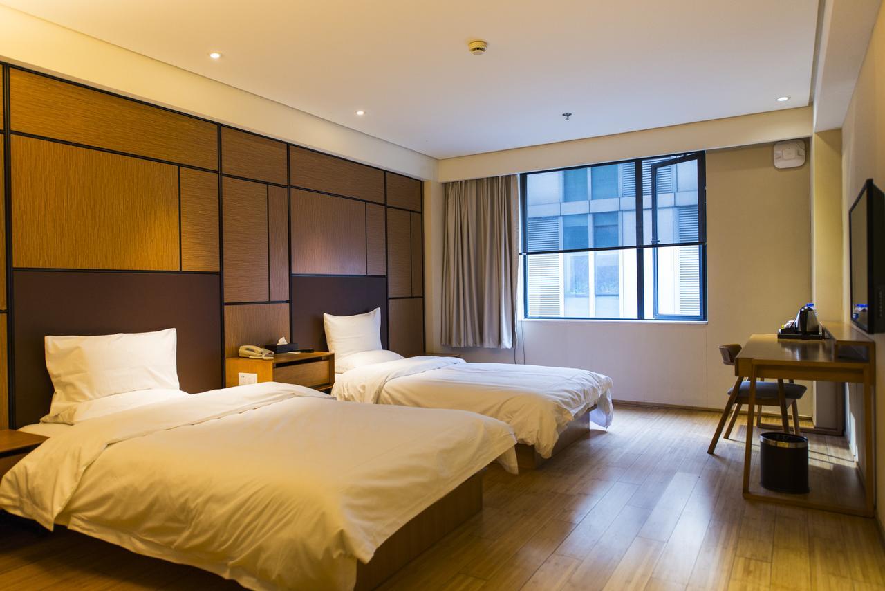 Ji Hotel Shanghai Xujiahui Tianyaoqiao Road Экстерьер фото